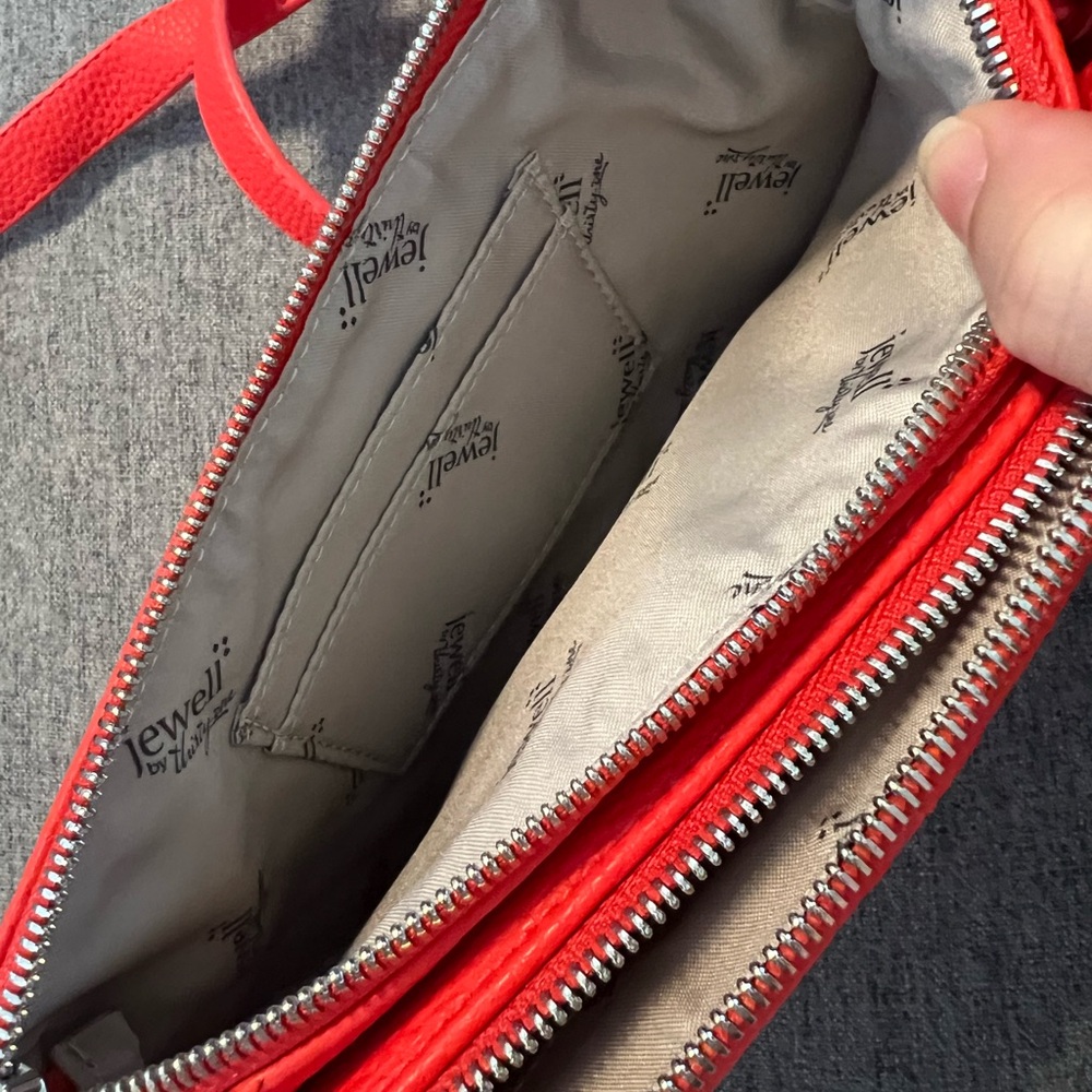 My Thirty-One Street Style‎ crossbody bag in Coral Kisses. New with tags - Picture 6 of 8